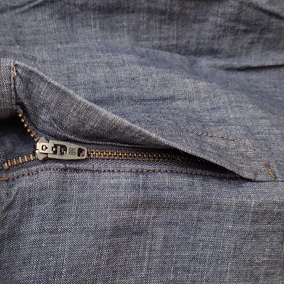 NWT Banana Republic Chambray Lightweight Denim Skirt, Size 2 - Picture 8 of 12